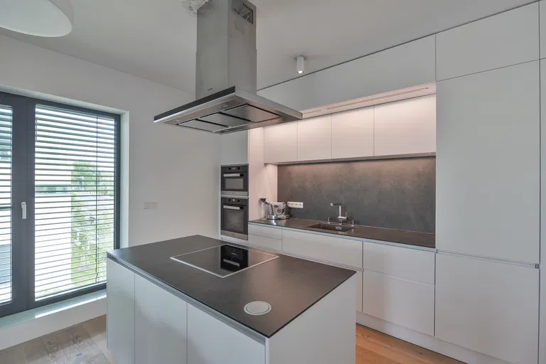 U Laboratoře, Střešovice - Prague 6 | Rent, Apartment, One-bedroom (2+kk), 78 m²