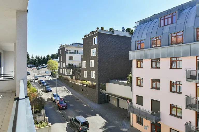 Nad Závěrkou, Břevnov - Prague 6 | Rent, Apartment, Three-bedroom (4+kk), 136 m²