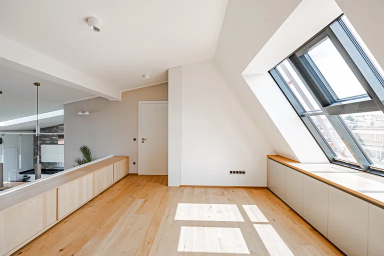 Lucemburská, Žižkov - Praha 3 | Pronájem, Byt, 5+kk, 170 m²