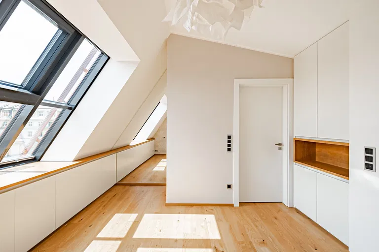 Lucemburská, Žižkov - Praha 3 | Pronájem, Byt, 5+kk, 170 m²