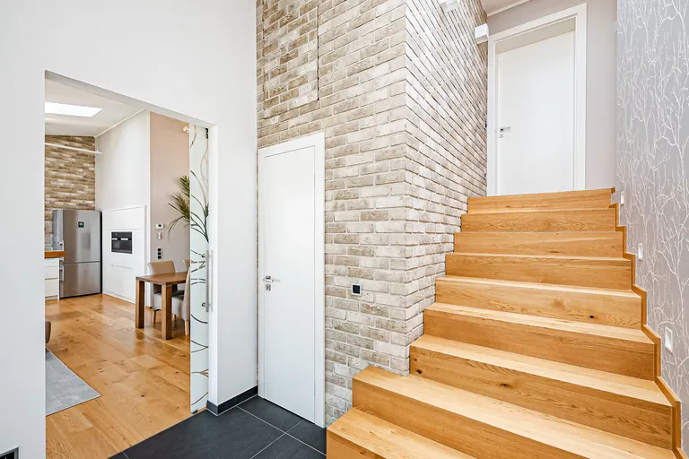 Lucemburská, Žižkov - Praha 3 | Pronájem, Byt, 5+kk, 170 m²