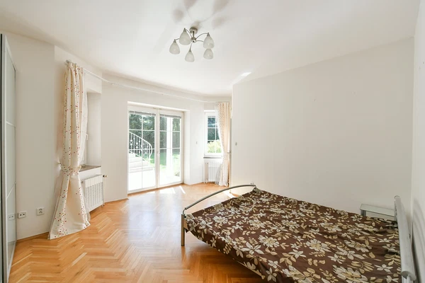 Říčanská, Průhonice - Praha-západ | Rent, House, Six-bedroom (7+1), 470 m²