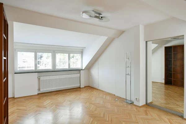 Říčanská, Průhonice - Praha-západ | Rent, House, Six-bedroom (7+1), 470 m²