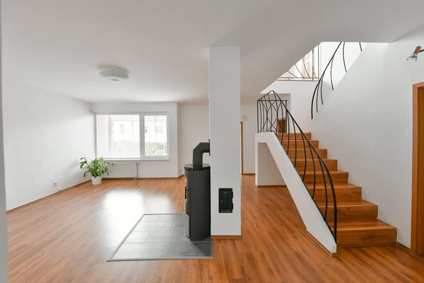 U Ladronky, Břevnov - Prague 6 | Rent, House, Four-bedroom (5+kk), 200 m²