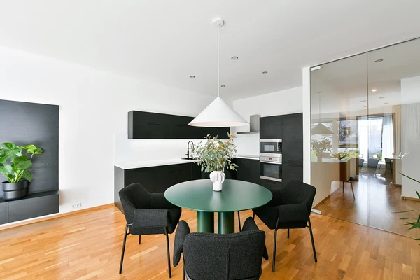 Korunní, Vinohrady - Prague 10 | Rent, Apartment, One-bedroom (2+kk), 68 m²