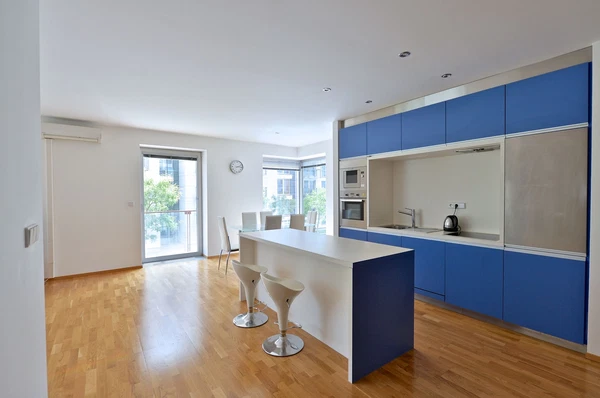 Korunní, Vinohrady - Prague 10 | Rent, Apartment, Two-bedroom (3+kk), 98 m²