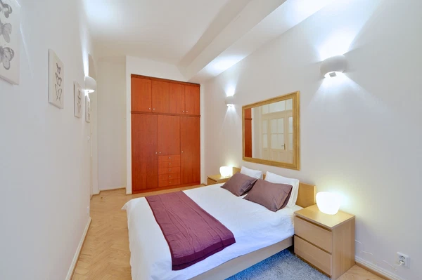 Mánesova, Vinohrady - Prague 2 | Rent, Apartment, Two-bedroom (3+1), 105 m²