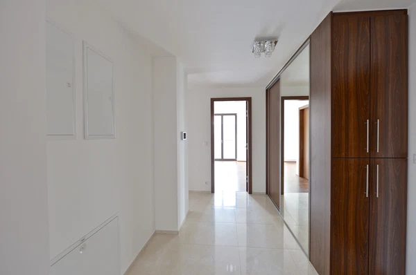 Bechyňova, Dejvice - Prague 6 | Rent, Apartment, Three-bedroom (4+kk), 119 m²