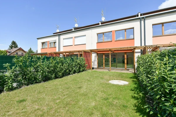 Hovorčovická, Líbeznice - Praha-východ | Rent, House, Four-bedroom (5+kk), 160 m²