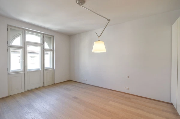 Krkonošská, Vinohrady - Prague 2 | Rent, Apartment, One-bedroom (2+kk), 80 m²