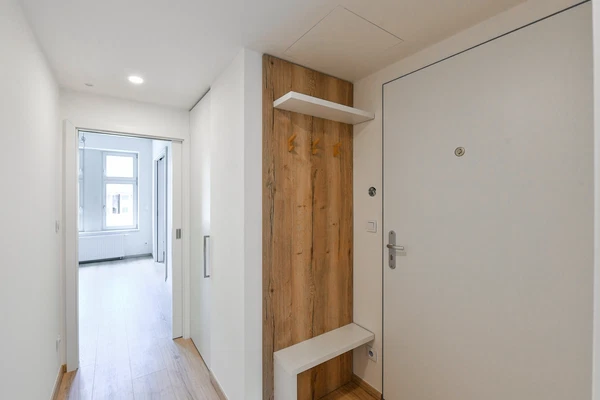 Závěrka, Břevnov - Prague 6 | Sale, Apartment, One-bedroom (2+1), 59 m²