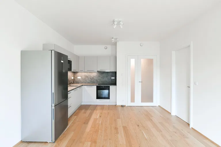 Jankovcova, Holešovice - Prague 7 | Rent, Apartment, One-bedroom (2+kk), 70 m²