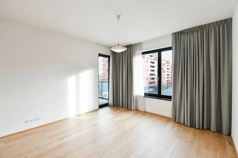 Jankovcova, Holešovice - Prague 7 | Rent, Apartment, One-bedroom (2+kk), 70 m²
