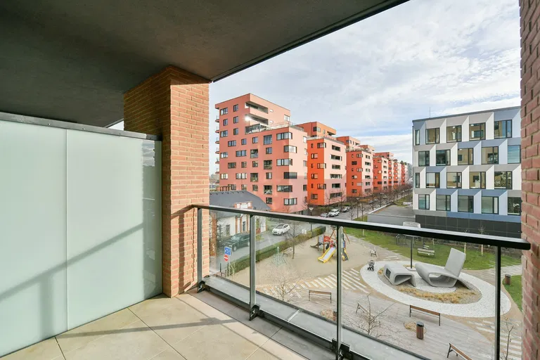Jankovcova, Holešovice - Prague 7 | Rent, Apartment, One-bedroom (2+kk), 70 m²