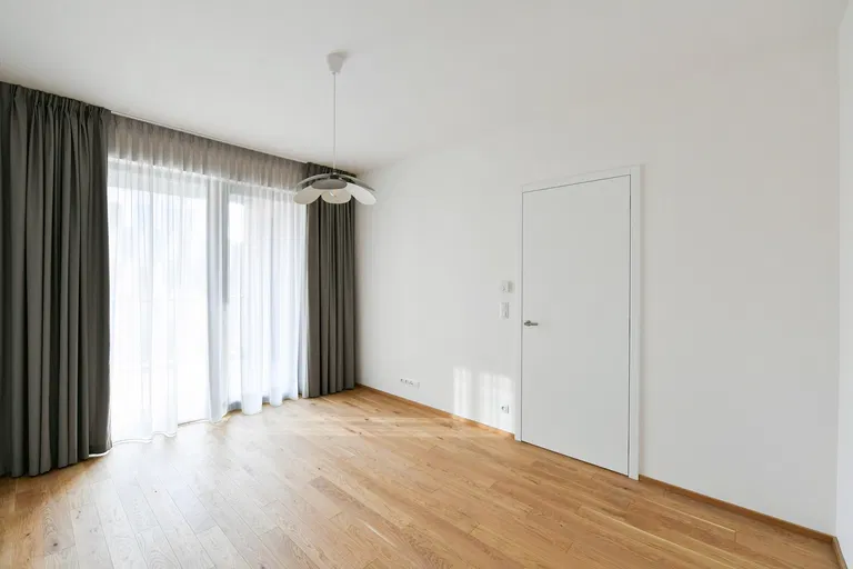 Jankovcova, Holešovice - Prague 7 | Rent, Apartment, One-bedroom (2+kk), 70 m²
