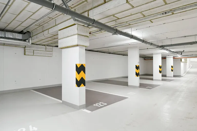 Jankovcova, Holešovice - Prague 7 | Rent, Apartment, One-bedroom (2+kk), 70 m²