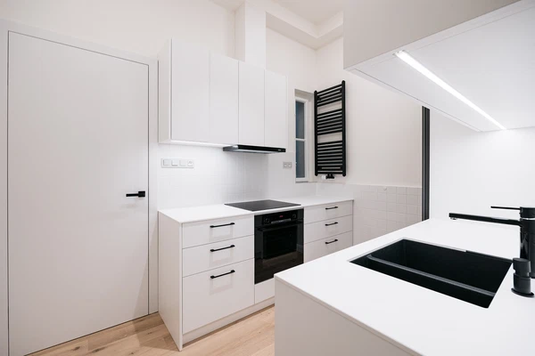 Národní obrany, Bubeneč - Praha 6 | Pronájem, Byt, 3+kk, 68 m²