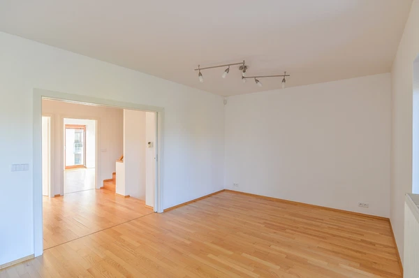 Zelená, Statenice - Praha-západ | Rent, House, Four-bedroom (5+kk), 196 m²