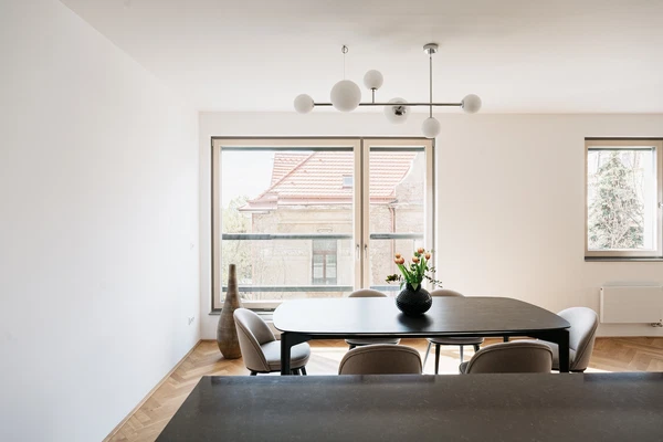 Hradešínská, Vinohrady - Prague 10 | Rent, Apartment, Two-bedroom (3+kk), 173 m²