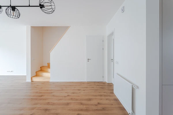 U Spojů, Ďáblice - Praha 8 | Pronájem, Rodinný dům, 4+kk, 128 m²