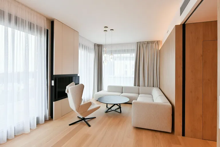 Lerausova, Košíře - Prague 5 | Rent, Apartment, Two-bedroom (3+kk), 154 m²