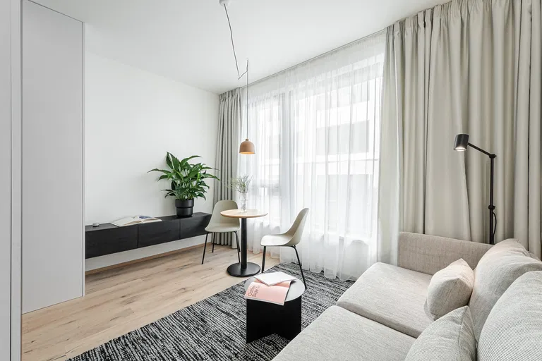 Sokolovská, Karlín - Praha 8 | Pronájem, Byt, 1+kk, 28 m²