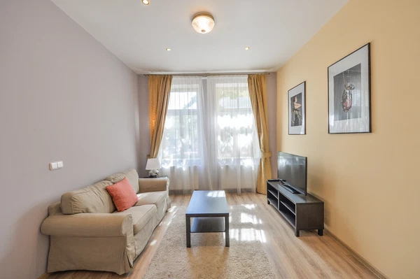 Máchova, Vinohrady - Prague 2 | Rent, Apartment, Studio (1+1), 40 m²