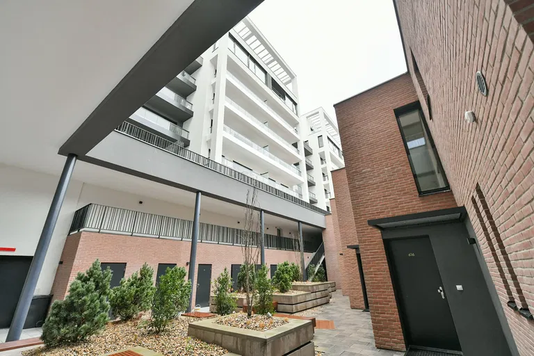 V přístavu, Holešovice - Prague 7 | Rent, Apartment, Two-bedroom (3+1), 99 m²