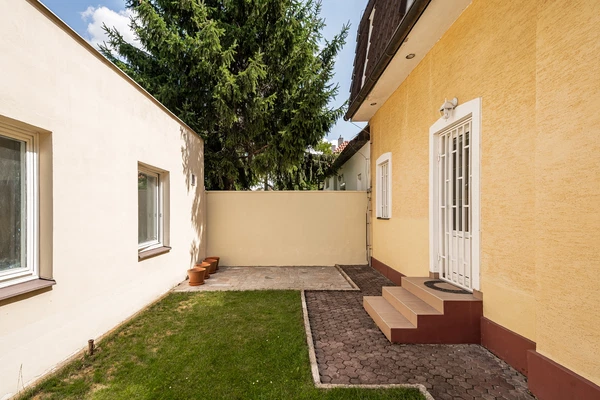 Hořovského, Řepy - Prague 6 | Rent, House, Four-bedroom (5+kk), 200 m²