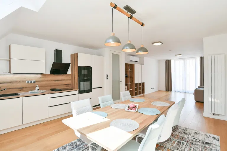 Řeznická, Nové Město - Prague 1 | Rent, Apartment, Two-bedroom (3+kk), 99 m²