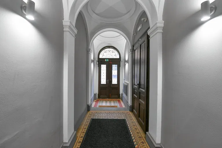 Ostrovní, Nové Město - Prague 1 | Rent, Apartment, One-bedroom (2+1), 68 m²