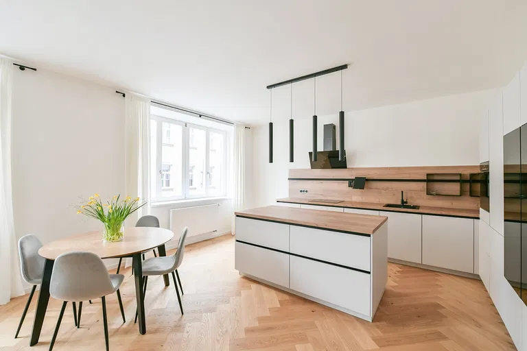 Londýnská, Vinohrady - Prague 2 | Rent, Apartment, Two-bedroom (3+kk), 107 m²