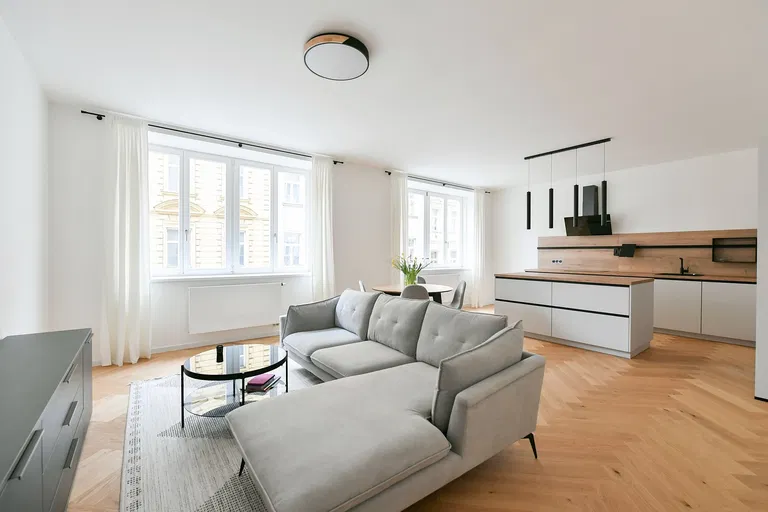 Londýnská, Vinohrady - Prague 2 | Rent, Apartment, Two-bedroom (3+kk), 107 m²