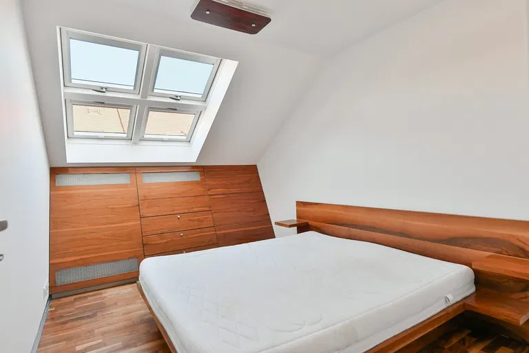 Mánesova, Vinohrady - Praha 2 | Pronájem, Byt, 3+kk, 96 m²