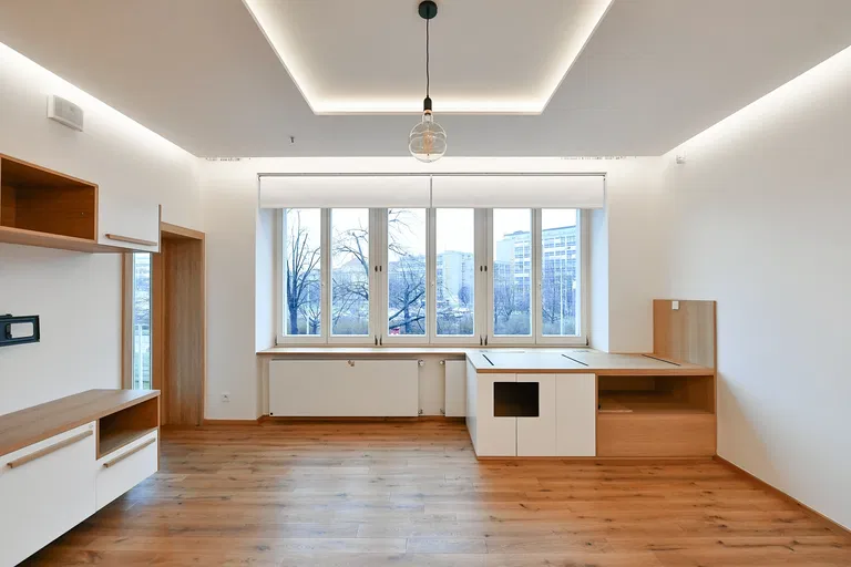 Rooseveltova, Bubeneč - Praha 6 | Pronájem, Byt, 4+kk, 117 m²