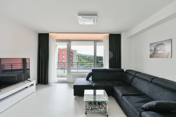 Zlochova, Modřany - Prague 4 | Sale, Apartment, Two-bedroom (3+kk), 79 m²