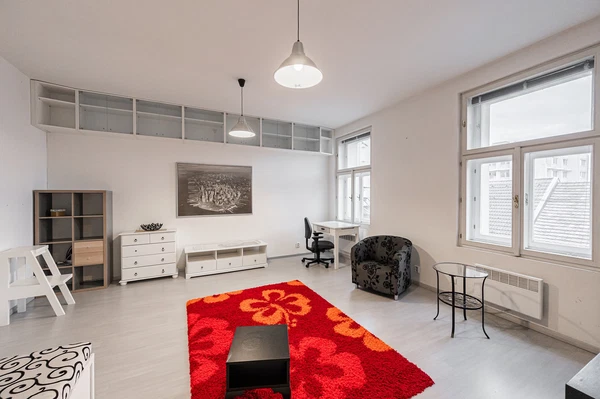 Trojská, Kobylisy - Praha 8 | Pronájem, Byt, 2+1, 57 m²