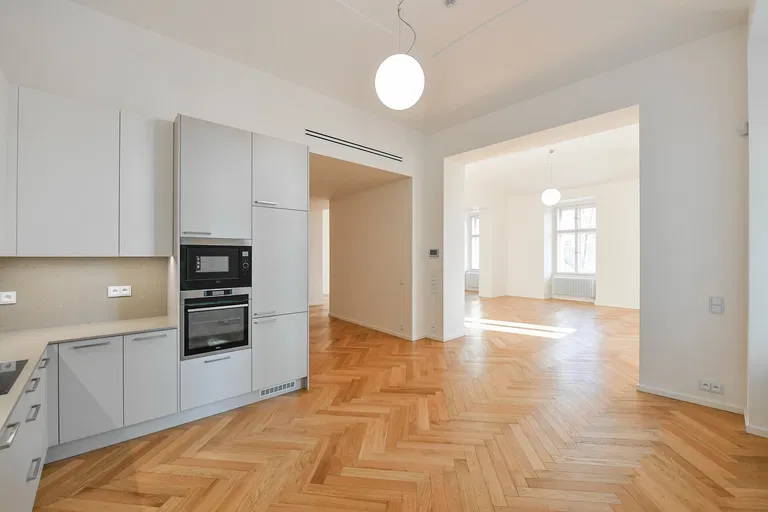 Janáčkovo nábřeží, Smíchov - Praha 5 | Pronájem, Byt, 4+kk, 242 m²