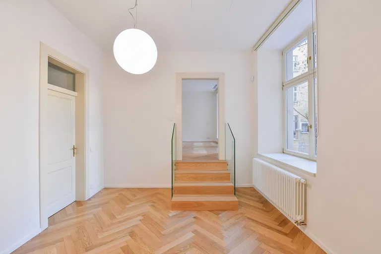 Janáčkovo nábřeží, Smíchov - Praha 5 | Pronájem, Byt, 4+kk, 242 m²