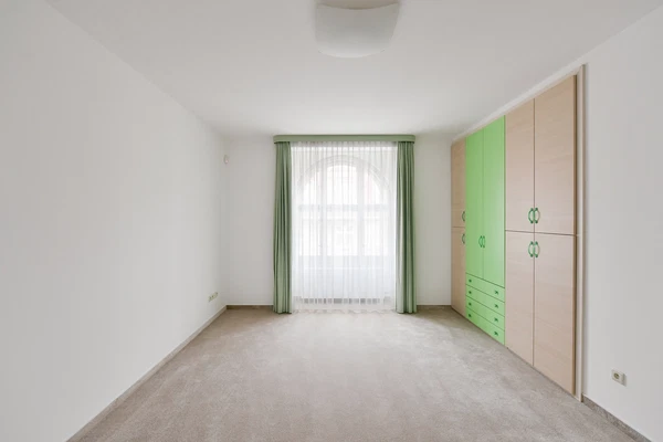 Orlická, Vinohrady - Prague 3 | Rent, Apartment, Four-bedroom (5+kk), 254 m²