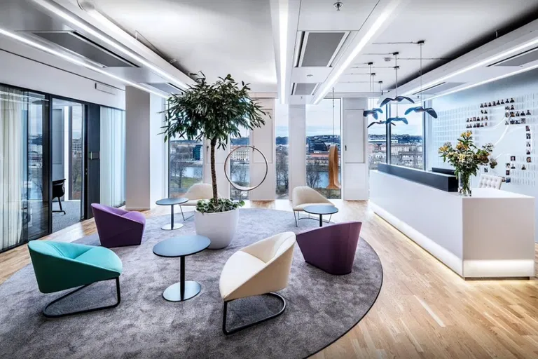 Karolinská, Karlín - Praha 8 | Pronájem, Administrativní budova