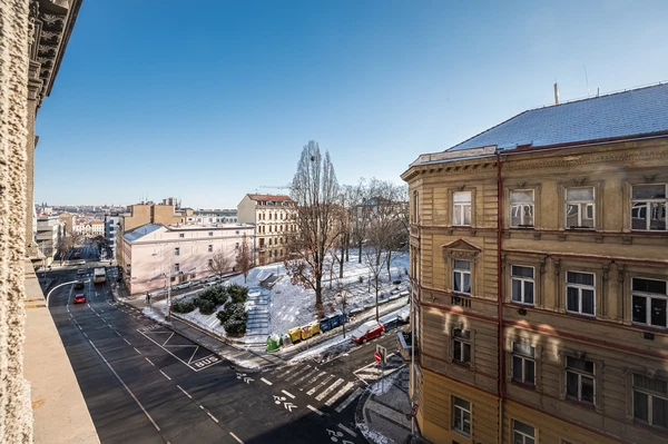 Ostrovského, Smíchov - Prague 5 | Sale, Apartment, One-bedroom (2+kk), 45 m²