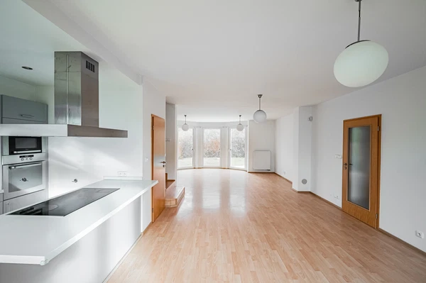 Pod Valem II., Průhonice - Praha-západ | Rent, House, Four-bedroom (5+kk), 190 m²