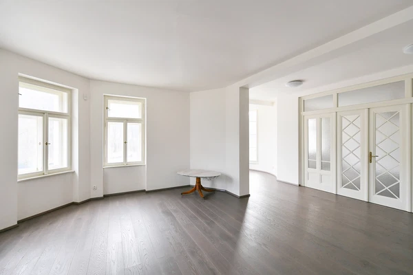 V Šáreckém údolí, Dejvice - Prague 6 | Rent, House, Five-bedroom (6+kk), 250 m²