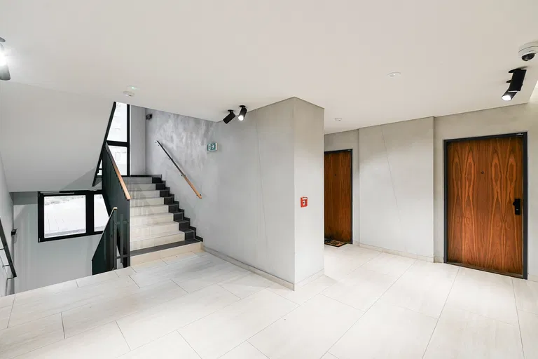 Učňovská, Hrdlořezy - Prague 9 | Rent, Apartment, Two-bedroom (3+kk), 134 m²