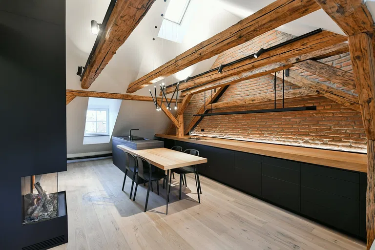 Hroznová, Malá Strana - Prague 1 | Rent, Apartment, One-bedroom (2+kk), 70 m²