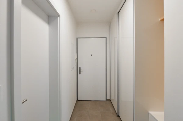 Walterovo náměstí, Jinonice - Prague 5 | Rent, Apartment, One-bedroom (2+kk), 57 m²