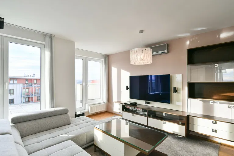 Ke Stírce, Kobylisy - Prague 8 | Rent, Apartment, Two-bedroom (3+kk), 156 m²