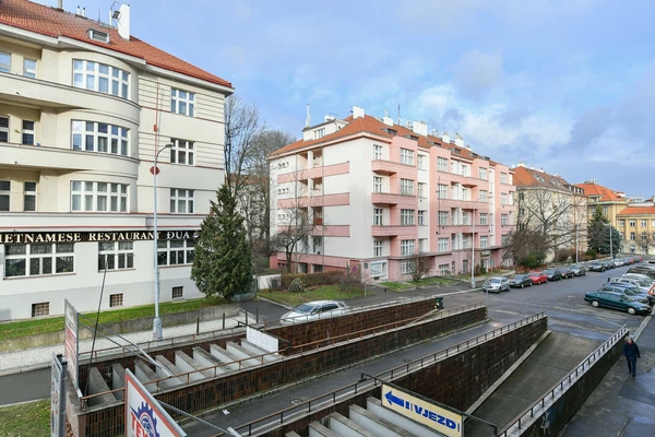 Studentská, Dejvice - Prague 6 | Rent, Apartment, Three-bedroom (4+kk), 97 m²