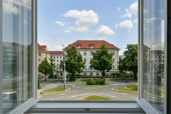 Mydlářka, Dejvice - Prague 6 | Rent, Apartment, Three-bedroom (4+kk), 117 m²